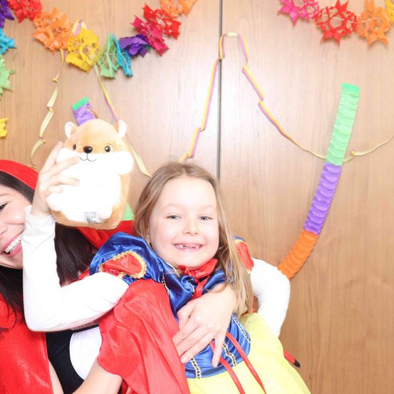 Bild enthält, People, Person, Face, Head, Photography, Portrait, Costume, Child, Female, Girl