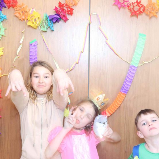 Bild enthält, People, Person, Hat, Photography, Portrait, Child, Female, Girl, Boy, Male