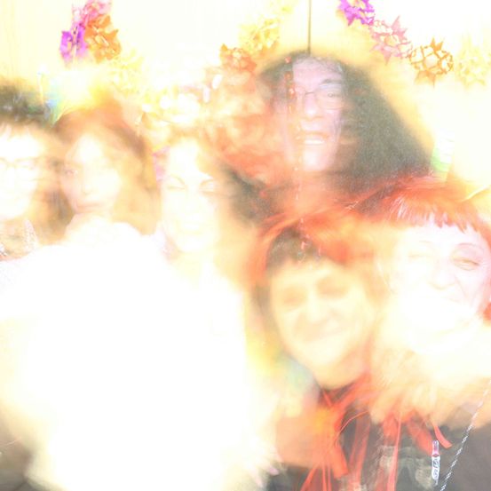 Bild enthält, Person, Photography, Portrait, Accessories, Glasses, Lighting, People, Adult, Bride, Woman