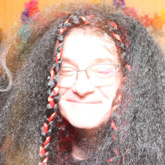 Bild enthält, Glasses, Face, Head, Person, Photography, Portrait, Adult, Female, Woman, Hair