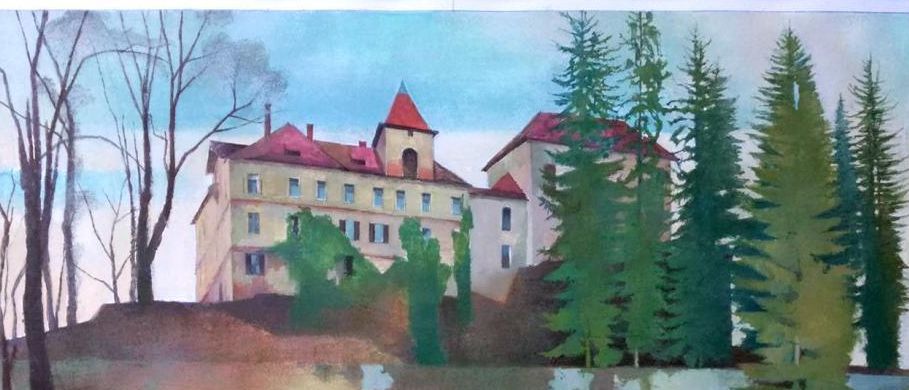 Ein Aquarell zeigt ein Schloss mit roten Dächern und mehreren Fenstern, umgeben von üppigen grünen Bäumen und einem Gewässer davor.