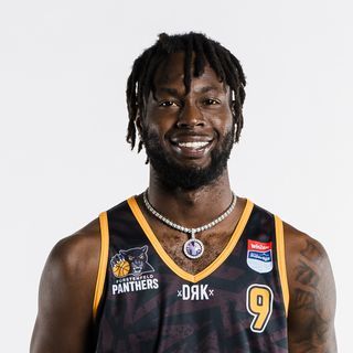Bild von #9 Tommie Lewis
