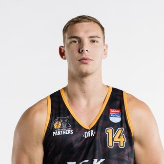 Bild von #14 Filip Bjelanovic