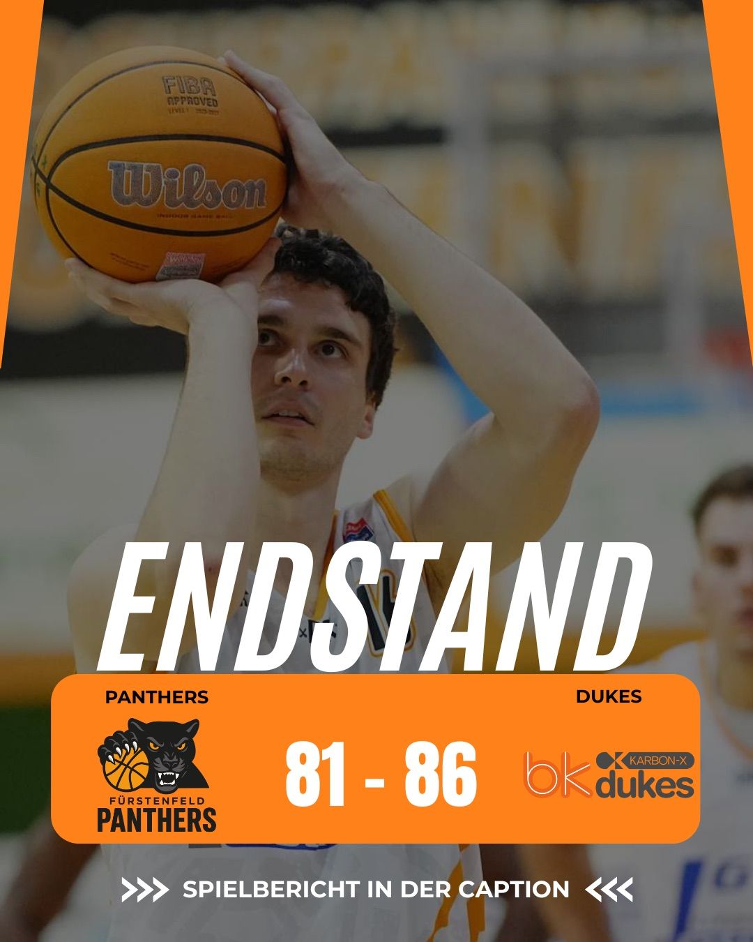 Ein Basketballspieler hält einen Wilson-Basketball und konzentriert sich auf den Wurf. Das Ergebnis steht bei Panthers 81 und Dukes 86. Das Panthers-Logo und der Text 'bk dukes' sind sichtbar.