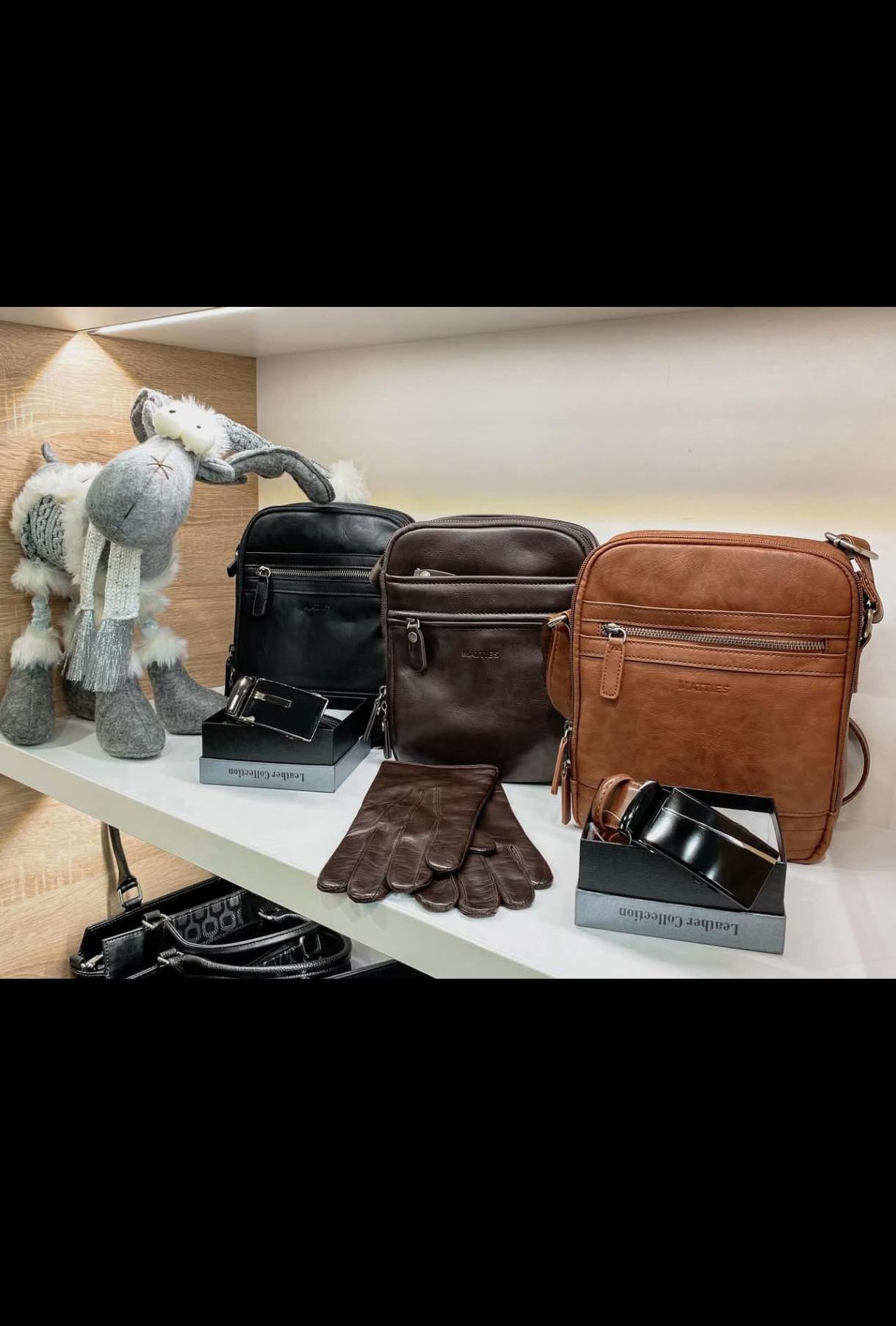 Bild enthält, Bag, Accessories, Handbag, Clothing, Glove