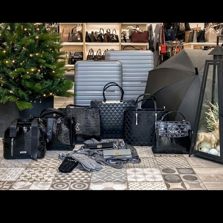 Bild enthält, Accessories, Bag, Handbag