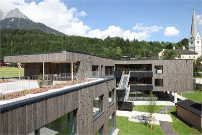 Grass, Plant, City, Building, Villa, Outdoors, Nature, Scenery, Terrace, Backyard