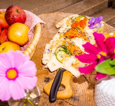 Bild enthält, Brunch, Food, Food Presentation, Fruit, Pear, Plant, Produce, Bread