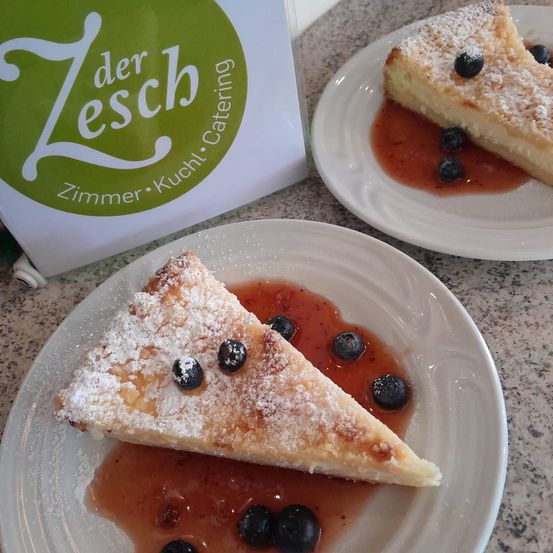 Bild enthält, Bread, Food, Plate, Pancake, Crepe, Dessert