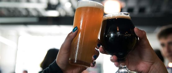 Alcohol, Beer, Beverage, Glass, Finger, Hand, Person, Beer Glass, Face, Stout