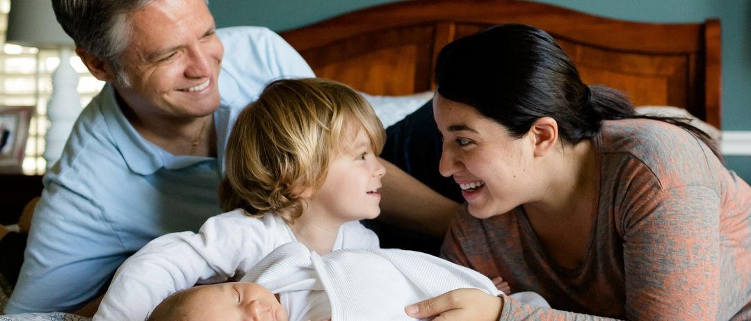 Bild enthält, People, Person, Face, Head, Portrait, Adult, Male, Man, Female, Woman