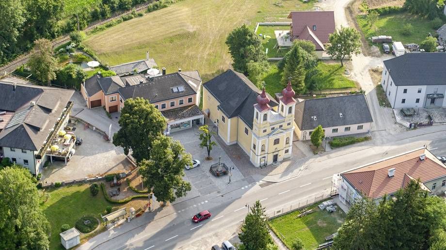 v1_migrated_image_6274862