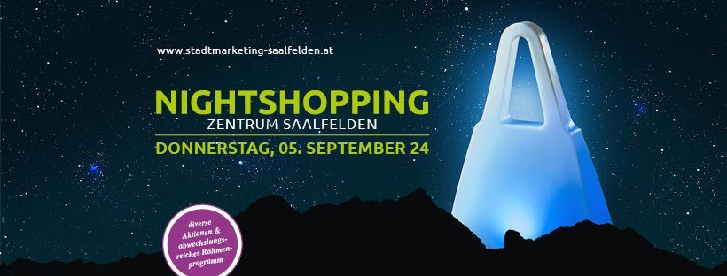 Bild enthält, Lighting, Nature, Night, Outdoors, Bag, Advertisement, Accessories, Handbag