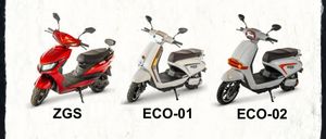 Die Elektro-Mopeds Nero ZGS, ECO-01 und ECO-02 bieten moderne Mobilität mit kraftvollen 2.000 W Motoren und einer Maximalgeschwindigkeit von 45 km/h. Während das ZGS mit einer Reichweite von 60-80 km und robustem Design überzeugt, bieten ECO-01 und ECO-02 zusätzlichen Komfort durch Rückwärtsgang und hydraulische Federung. Alle drei Modelle sind umweltfreundlich.