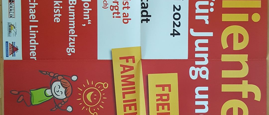 Bild enthält, Advertisement, Poster, Banner, Text, Face, Head, Person, Book, Publication