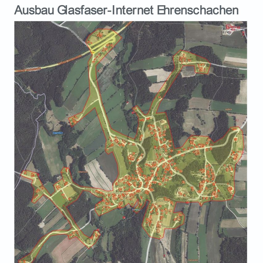 Aerial map of Ehrnschachen with highlighted areas showing glass fiber internet coverage. Green areas are covered, red areas are not.