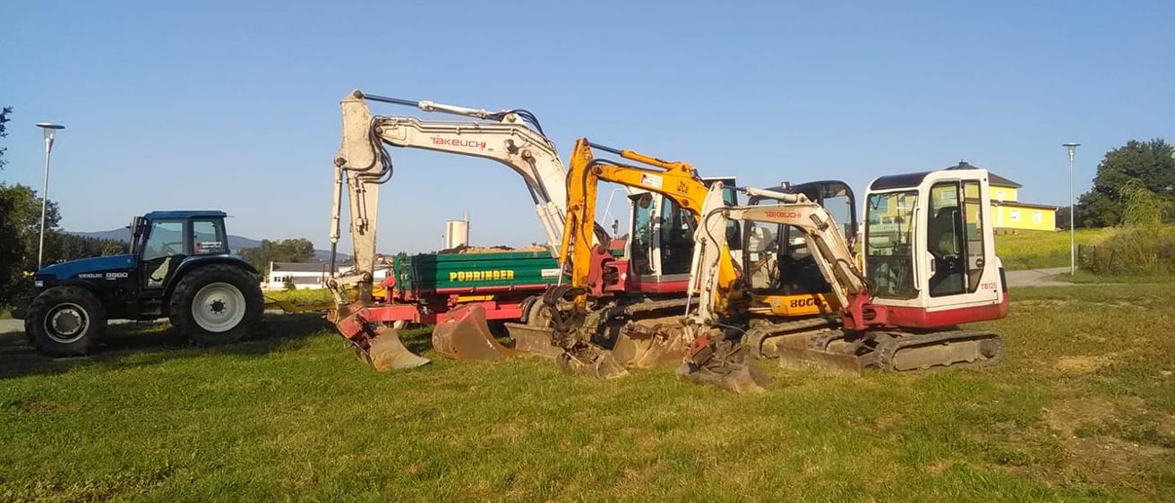 Outdoors, Bulldozer, Machine, Wheel, Person, Nature, Transportation, Vehicle