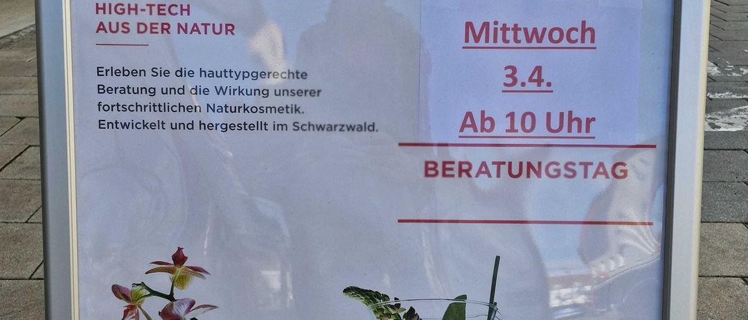 Bild enthält, Advertisement, Poster, Plant, Flower, Rose