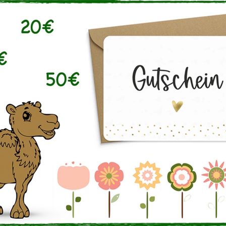 Eine Illustration eines Kamels mit verschiedenen Geschenkgutscheinen in unterschiedlichen Beträgen, umgeben von Blumen. Die Gutscheine lauten 20€, 50€ und Gutschein.