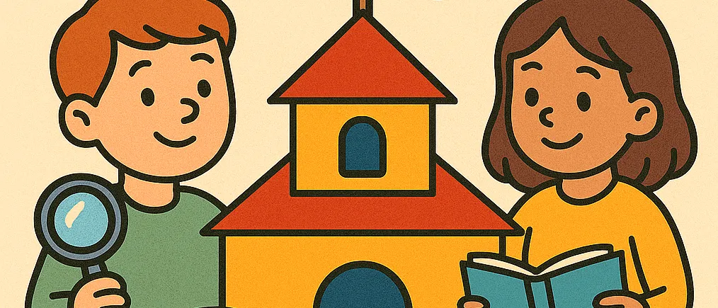 Drei Kinder lächeln und betrachten ein kleines Haus. Der Junge in der Mitte hält eine Lupe und scheint etwas zu erklären. Das Mädchen auf der rechten Seite hält ein Buch und hört zu. Das Haus hat ein rotes Dach und eine Flagge.