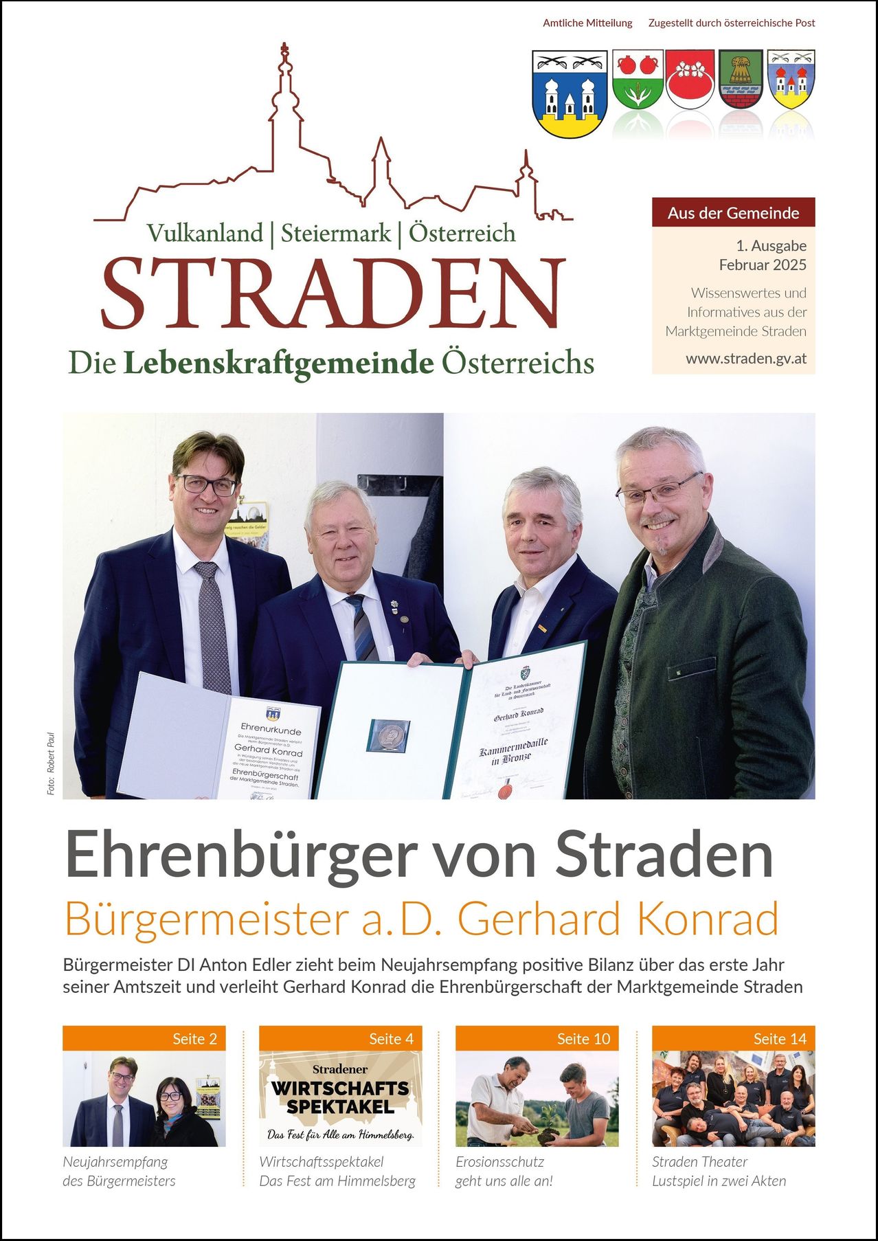 Bild enthält, Advertisement, Poster, People, Person, Adult, Male, Man, Suit, Face, Text