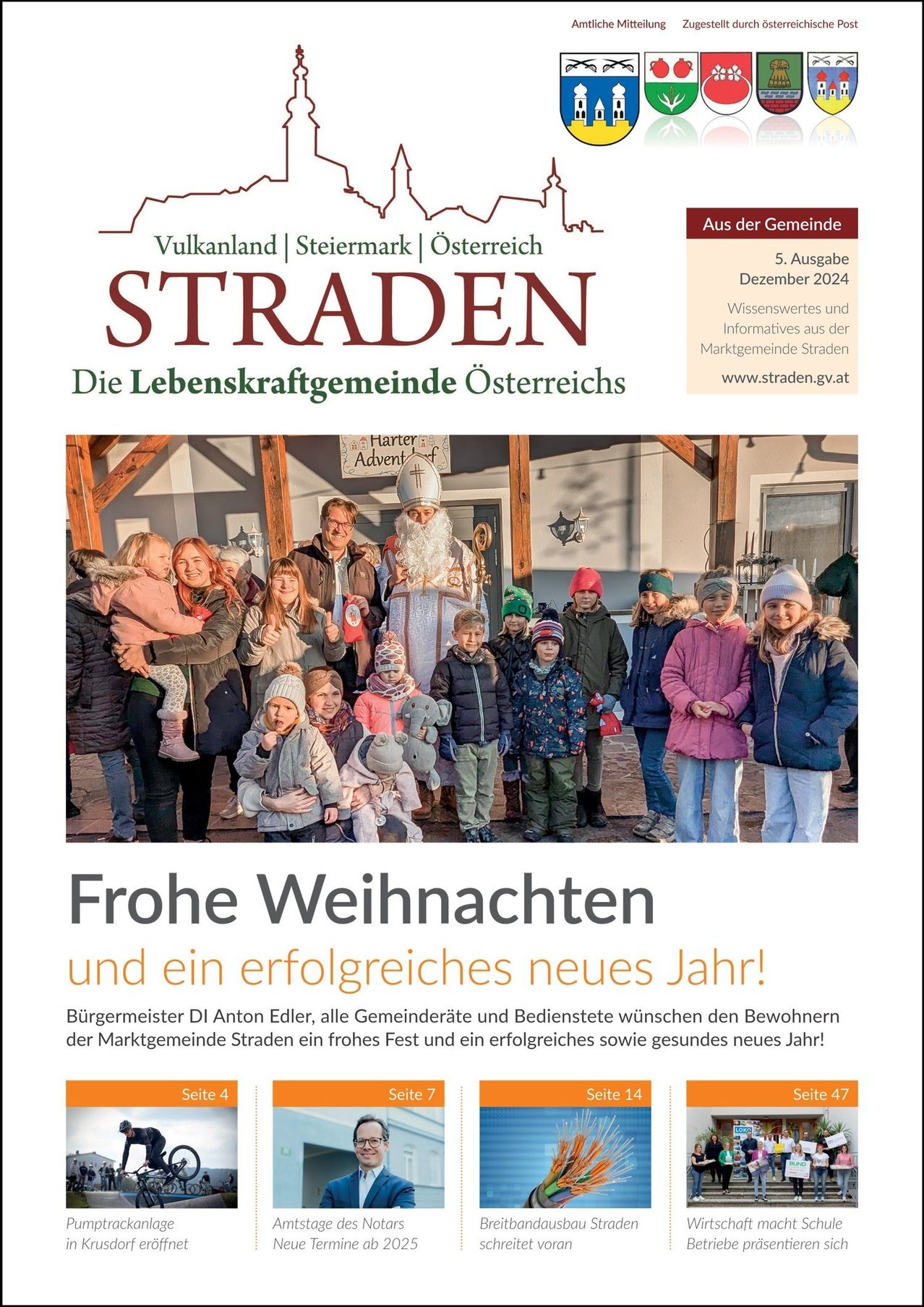 Bild enthält, Advertisement, Poster, Jacket, Person, Child, Female, Girl, Adult, Woman, Jeans