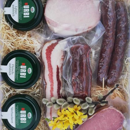 Bild enthält, Food, Meat, Mutton, Pork, Tape, Ice Hockey Puck, Sport, Smoke Pipe