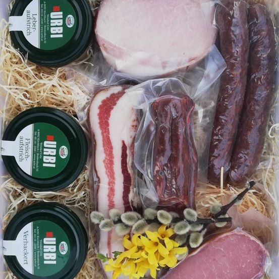 Bild enthält, Food, Meat, Mutton, Pork, Tape, Ice Hockey Puck, Sport, Smoke Pipe