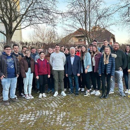 v1_migrated_image_35526200