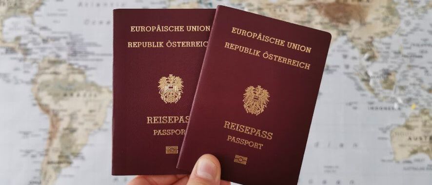 Bild enthält, Text, Document, Id Cards, Passport