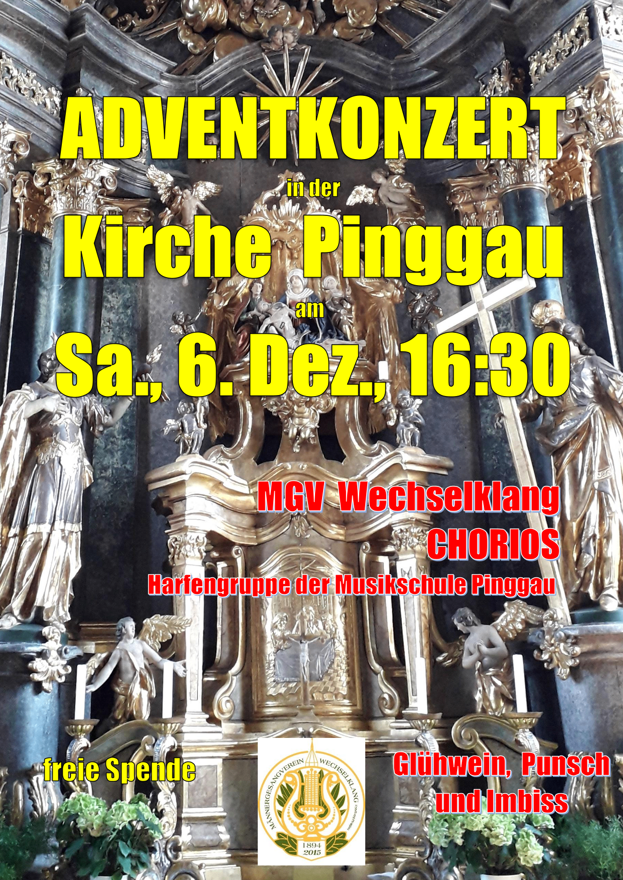 Ein Plakat für ein Adventskonzert in der Kirche Pinggau am Samstag, 6. Dezember, um 16:30 Uhr. Mit goldenen Statuen, Kerzen und kunstvollen architektonischen Details.