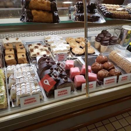 Bild enthält, Shop, Bakery, Food, Sweets