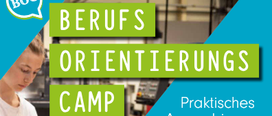 Eine Werbung für ein Berufsorientierungscamp in Österreich, das eine Frau beim Hämmern in einer Werkstatt zeigt, mit Terminen und Orten angegeben.