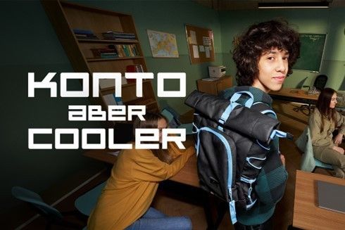 Bild enthält, Bag, Photography, Adult, Female, Person, Woman, Boy, Male, Teen, School