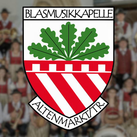 Logo der Blasmusikkapelle Altenmarkt mit einem roten und weißen Schild, einer grünen Eiche in der Mitte und Text auf Deutsch.