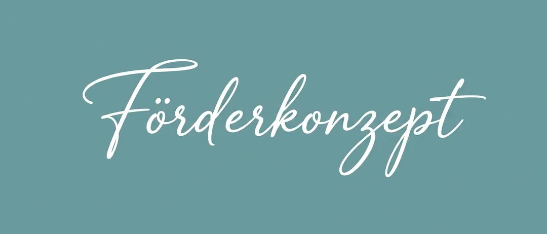 Das Wort 'Förderkonzept' ist in einer kursiven, weißen Schrift auf einem türkisen Hintergrund dargestellt. Es scheint ein Logo oder Markenname zu sein.