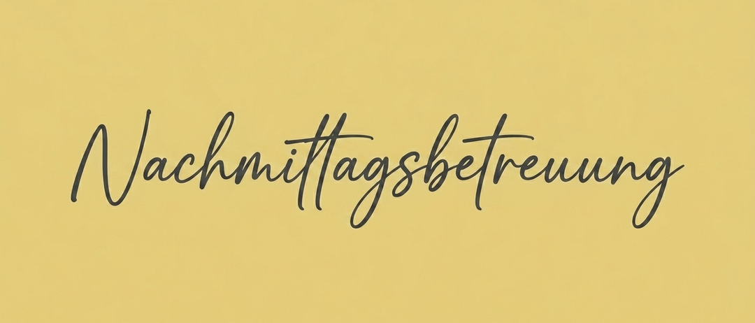 Das Wort Schnittagsbetreue ist in kursiver schwarzer Tinte auf gelbem Hintergrund geschrieben. Der Text scheint handgeschrieben zu sein.