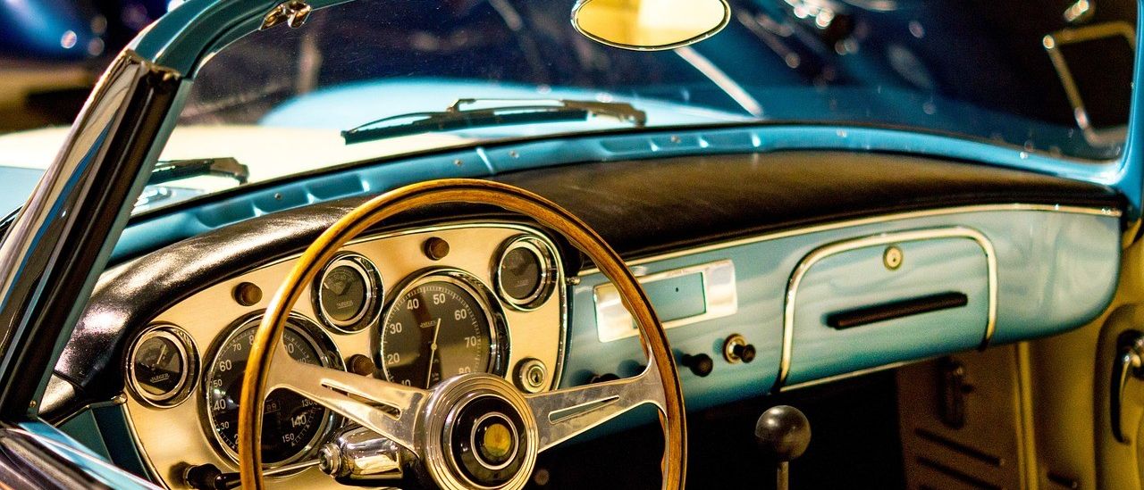 Bild enthält, Car, Transportation, Vehicle, Machine, Wheel, Alloy Wheel, Car Wheel, Spoke, Tire