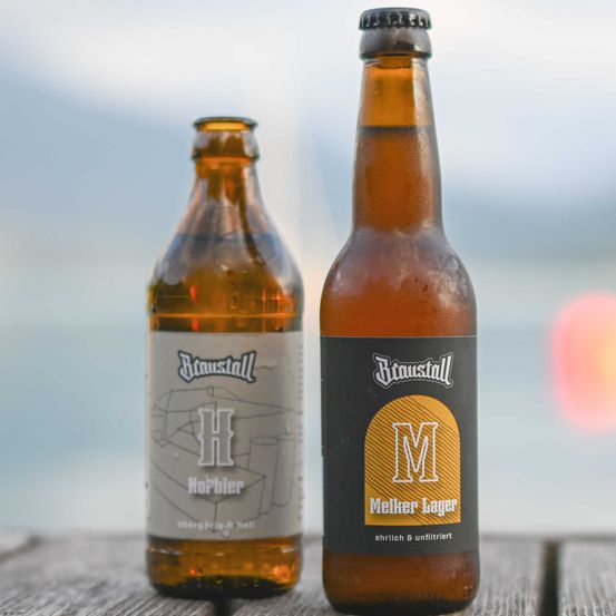 Bild enthält, Alcohol, Beer, Beverage, Beer Bottle, Bottle, Liquor, Lager, Soda