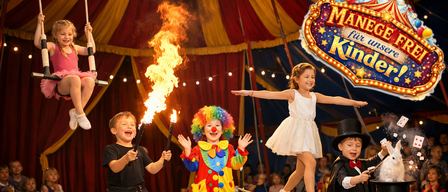 Eine Zirkusvorstellung mit Kindern auf der Bühne, ein Clown jongliert mit Feuer, während andere verschiedene Darbietungen zeigen, ein Mädchen balanciert auf einem Seil und ein Junge hält einen Zauberstab.