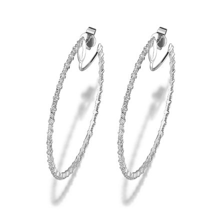 Bild enthält, Accessories, Diamond, Gemstone, Jewelry, Necklace, Bracelet, Platinum, Earring, Silver