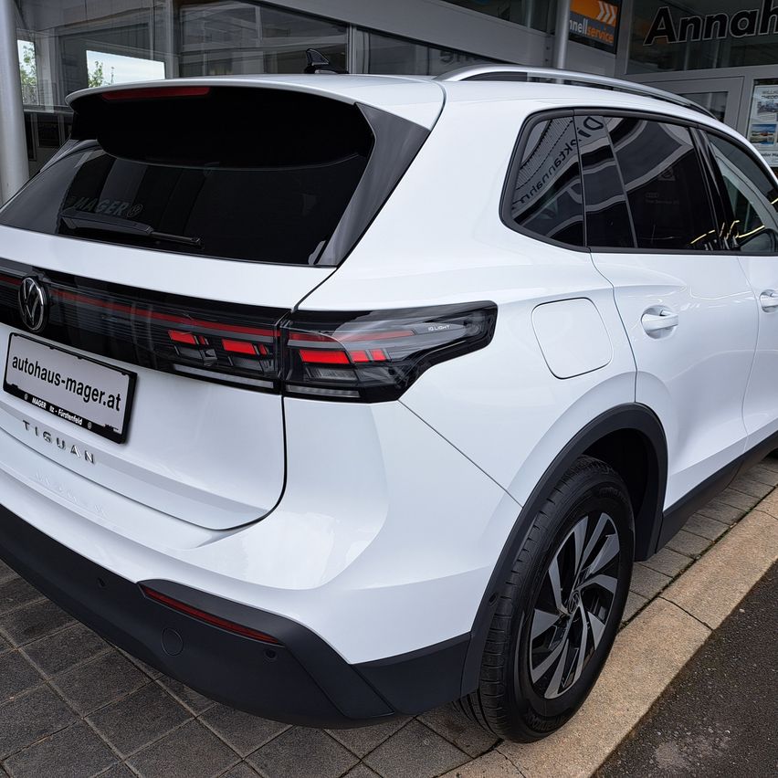 Bild enthält, Car, Transportation, Vehicle, Machine, Wheel, Hatchback, Monitor