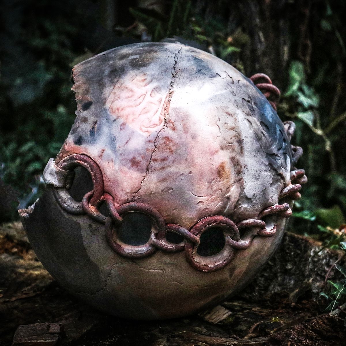 Bild enthält, Sphere, Soccer Ball, Sport, Cookware, Pot, Baseball (Ball), Pottery