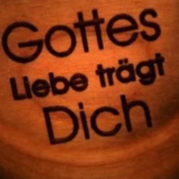 Bild enthält, Symbol, Love Heart Symbol, Beverage, Coffee, Coffee Cup