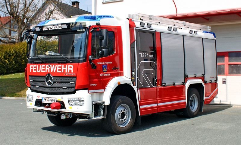 Bild enthält, Transportation, Truck, Vehicle, Machine, Wheel, License Plate, Fire Truck, Bumper