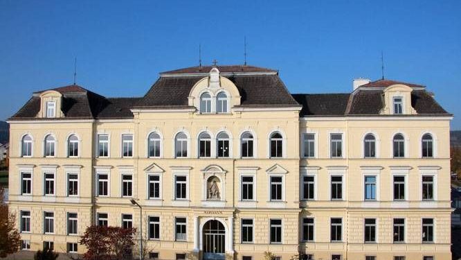 v1_migrated_image_69454782