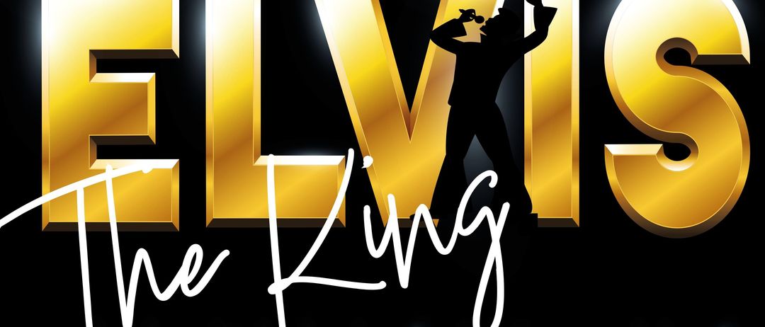 Plakat für Elvis the King mit einem goldenen Mikrofon, einem singenden Mann und einer Band. Veranstaltung: Benefizkonzert, Datum: 29.05.2026, Zeit: 19:00, Ort: Messehalle Freistadt, Preis: 25 Euro.