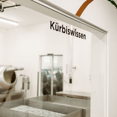 Bild enthält, Architecture, Building, Hospital, Laundry, Indoors, Interior Design