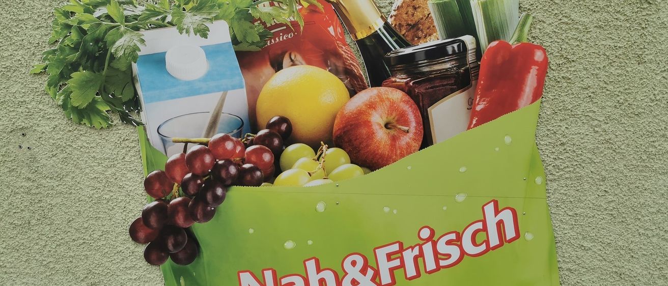 Bild enthält, Bread, Food, Fruit, Plant, Produce, Apple, Tape