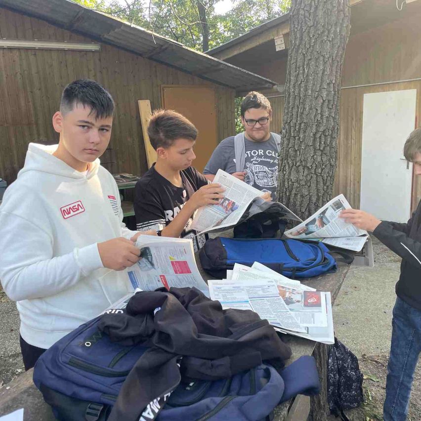 v1_migrated_image_97767322